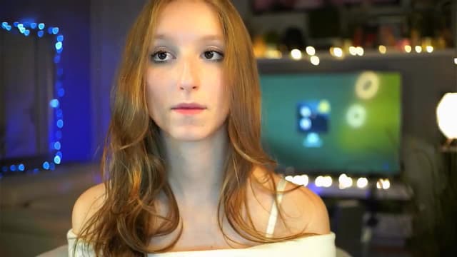 Gallery image thumbnail from Kira9's myfreecams stream on, 10/09/2025, 21:44 image 2 of 20