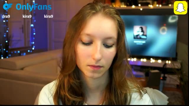 Gallery image thumbnail from Kira9's myfreecams stream on, 10/11/2025, 19:05 image 16 of 20