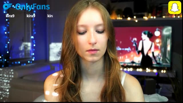 Gallery image thumbnail from Kira9's myfreecams stream on, 10/12/2025, 14:17 image 11 of 20