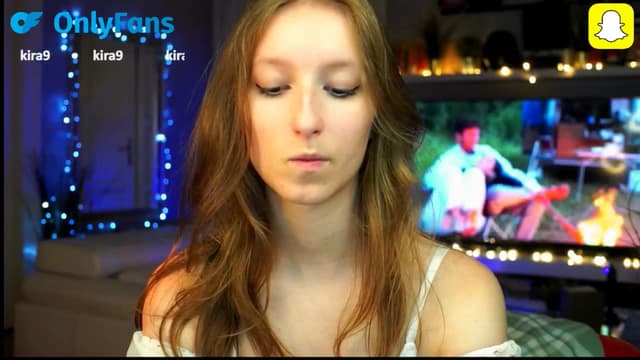 Gallery image thumbnail from Kira9's myfreecams stream on, 10/12/2025, 17:03 image 15 of 20