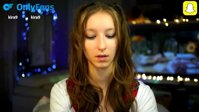 Gallery image thumbnail from Kira9's myfreecams stream on, 10/16/2025, 16:43 image 9 of 20
