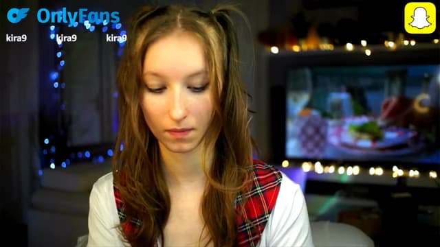 Gallery image thumbnail from Kira9's myfreecams stream on, 10/16/2025, 17:18 image 20 of 20
