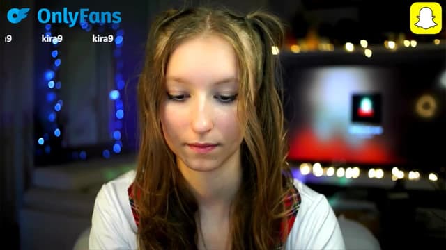 Gallery image thumbnail from Kira9's myfreecams stream on, 10/16/2025, 20:54 image 3 of 20