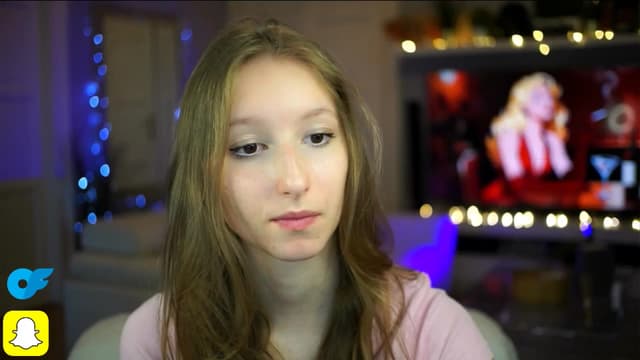 Gallery image thumbnail from Kira9's myfreecams stream on, 10/17/2025, 15:14 image 13 of 20