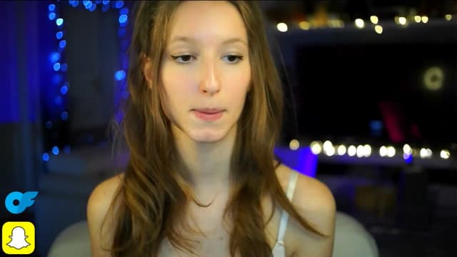 Gallery image thumbnail from Kira9's myfreecams stream on, 10/18/2025, 19:55 image 9 of 20
