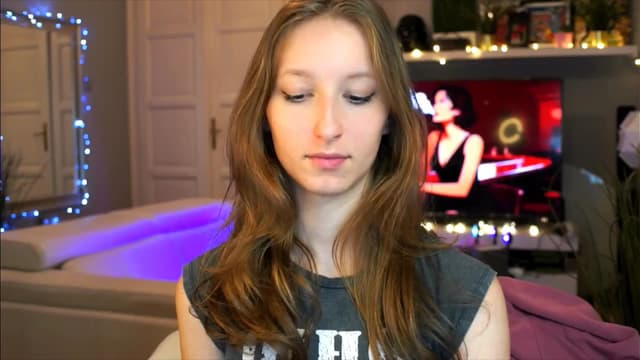 Gallery image thumbnail from Kira9's myfreecams stream on, 10/25/2025, 15:43 image 10 of 20