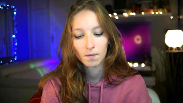 Gallery image thumbnail from Kira9's myfreecams stream on, 10/25/2025, 18:28 image 20 of 20