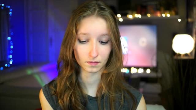 Gallery image thumbnail from Kira9's myfreecams stream on, 10/25/2025, 19:52 image 8 of 20
