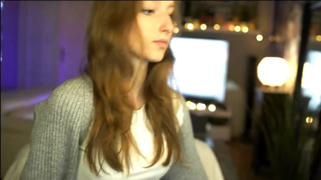 Gallery image thumbnail from Kira9's myfreecams stream on, 11/02/2025, 18:50 image 8 of 20