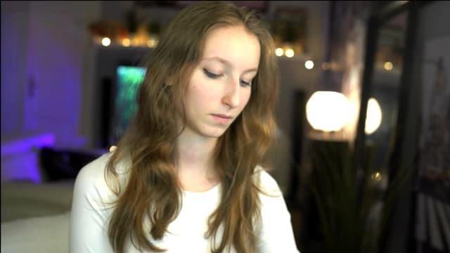 Gallery image thumbnail from Kira9's myfreecams stream on, 11/02/2025, 20:01 image 7 of 20