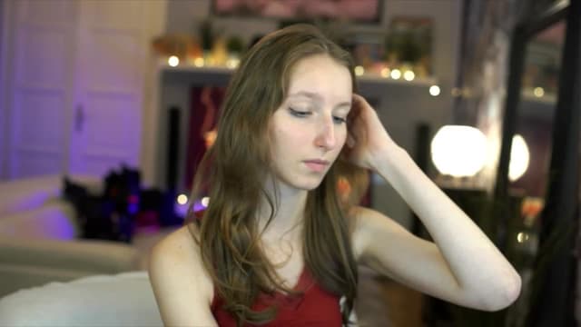 Gallery image thumbnail from Kira9's myfreecams stream on, 11/03/2025, 18:58 image 5 of 20