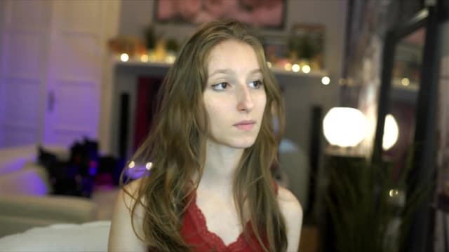 Gallery image thumbnail from Kira9's myfreecams stream on, 11/03/2025, 18:58 image 9 of 20