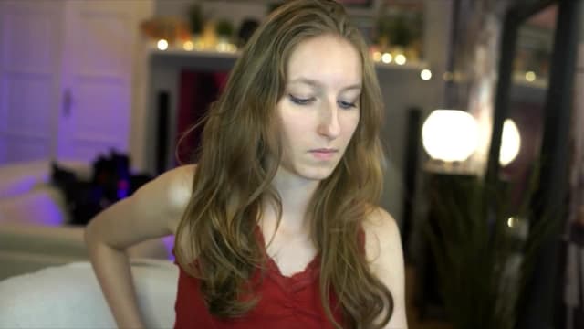 Gallery image thumbnail from Kira9's myfreecams stream on, 11/03/2025, 18:58 image 16 of 20