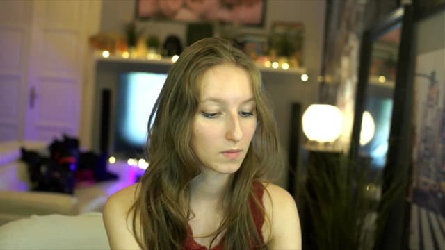 Gallery image thumbnail from Kira9's myfreecams stream on, 11/03/2025, 21:20 image 14 of 20