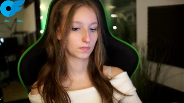 Gallery image thumbnail from Kira9's myfreecams stream on, 11/08/2025, 21:16 image 1 of 20