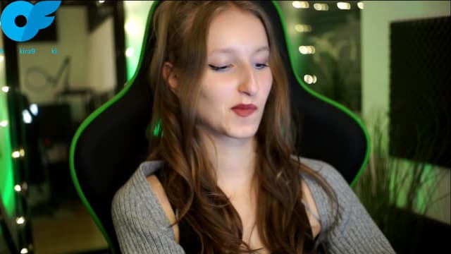 Gallery image thumbnail from Kira9's myfreecams stream on, 11/09/2025, 19:55 image 19 of 20