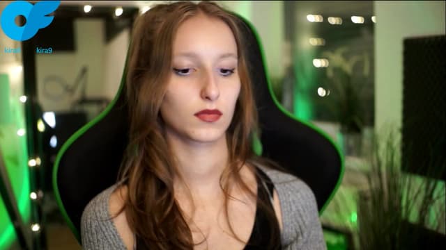 Gallery image thumbnail from Kira9's myfreecams stream on, 11/09/2025, 20:59 image 18 of 20