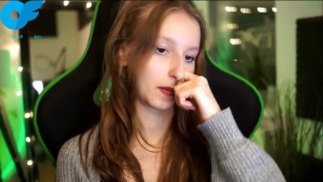 Gallery image thumbnail from Kira9's myfreecams stream on, 11/09/2025, 20:59 image 5 of 20