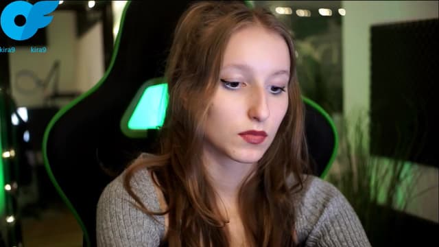 Gallery image thumbnail from Kira9's myfreecams stream on, 11/09/2025, 21:42 image 16 of 20