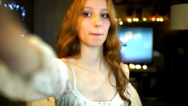 Gallery image thumbnail from Kira9's myfreecams stream on, 12/05/2025, 18:53 image 8 of 20