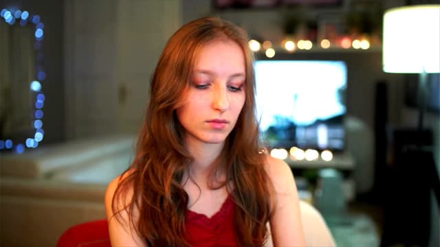 Gallery image thumbnail from Kira9's myfreecams stream on, 12/06/2025, 21:33 image 17 of 20