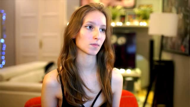 Gallery image thumbnail from Kira9's myfreecams stream on, 12/08/2025, 21:17 image 13 of 20