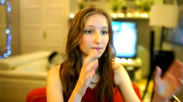 Gallery image thumbnail from Kira9's myfreecams stream on, 12/08/2025, 21:50 image 4 of 20
