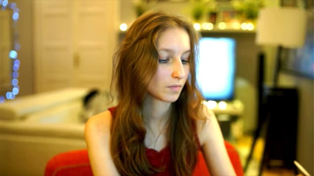 Gallery image thumbnail from Kira9's myfreecams stream on, 12/08/2025, 21:50 image 13 of 20