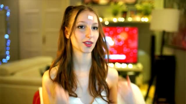 Gallery image thumbnail from Kira9's myfreecams stream on, 12/12/2025, 20:33 image 7 of 20