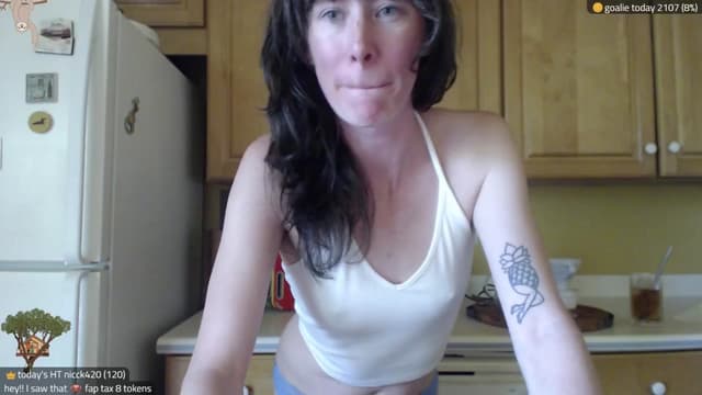 Gallery image thumbnail from Kira_'s myfreecams stream on, 08/06/2025, 18:05 image 9 of 20