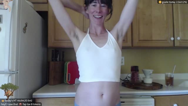 Gallery image thumbnail from Kira_'s myfreecams stream on, 08/06/2025, 18:05 image 4 of 20