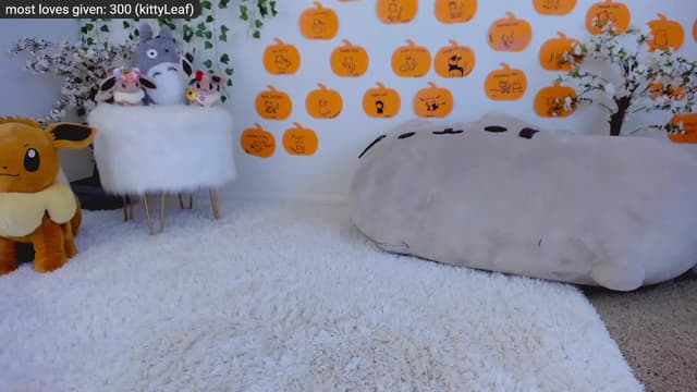 Gallery image thumbnail from Kitty's myfreecams stream on, 11/16/2022, 08:08 image 16 of 20