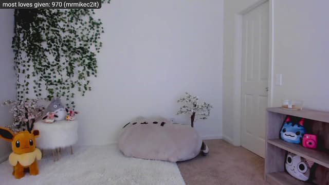 Gallery image thumbnail from Kitty's myfreecams stream on, 11/26/2022, 08:24 image 13 of 20