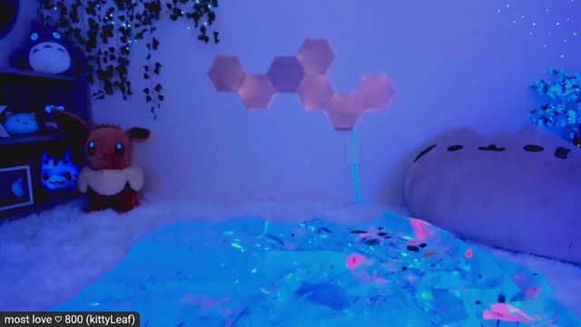 Gallery image thumbnail from Kitty's myfreecams stream on, 03/11/2023, 07:50 image 19 of 20