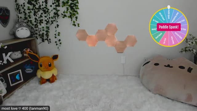 Gallery image thumbnail from Kitty's myfreecams stream on, 03/13/2023, 06:22 image 18 of 20
