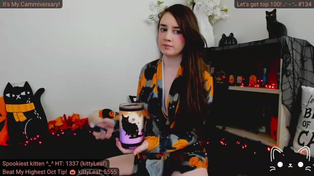 Gallery image thumbnail from Kitty's myfreecams stream on, 10/03/2023, 04:24 image 11 of 20