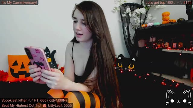 Gallery image thumbnail from Kitty's myfreecams stream on, 10/09/2023, 05:35 image 19 of 20