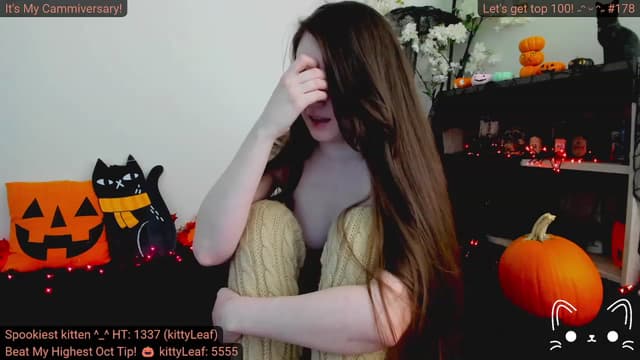 Gallery image thumbnail from Kitty's myfreecams stream on, 10/11/2023, 05:19 image 18 of 20