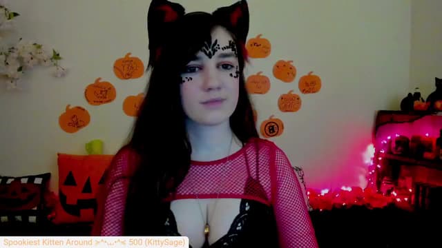 Gallery image thumbnail from Kitty's myfreecams stream on, 10/13/2024, 05:43 image 10 of 20