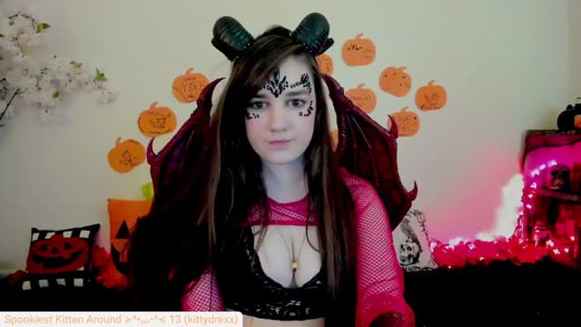 Gallery image thumbnail from Kitty's myfreecams stream on, 10/13/2024, 05:43 image 3 of 20
