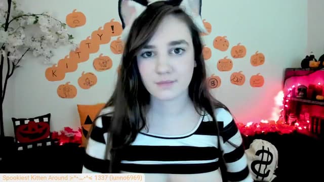 Gallery image thumbnail from Kitty's myfreecams stream on, 10/15/2024, 06:26 image 6 of 20