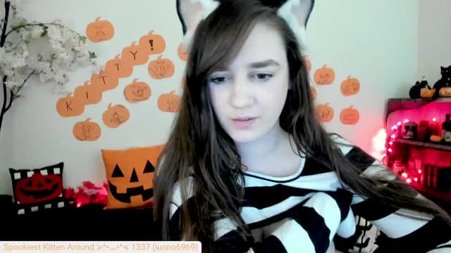 Gallery image thumbnail from Kitty's myfreecams stream on, 10/15/2024, 06:26 image 20 of 20
