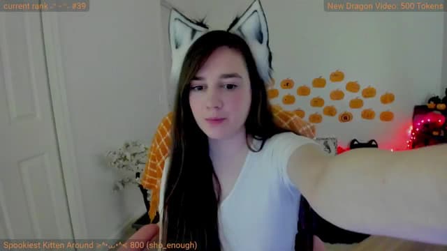 Gallery image thumbnail from Kitty's myfreecams stream on, 10/20/2024, 05:39 image 7 of 20