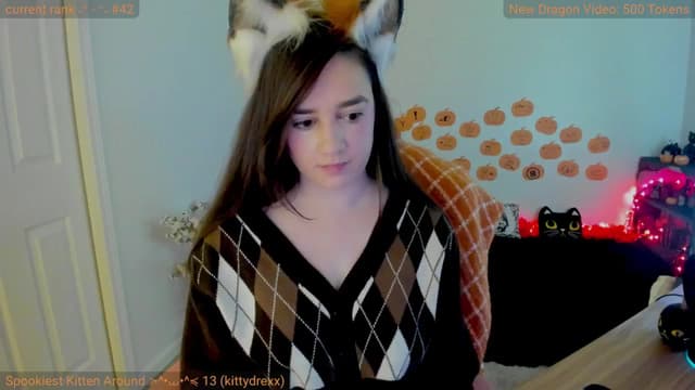 Gallery image thumbnail from Kitty's myfreecams stream on, 10/21/2024, 05:38 image 1 of 20