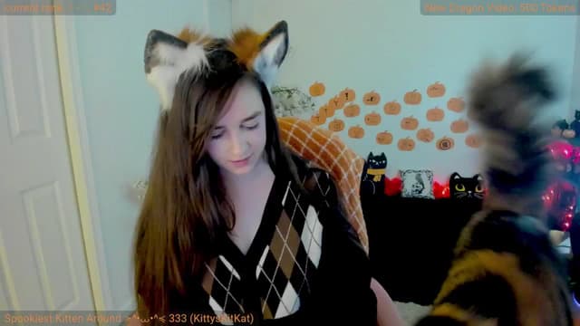 Gallery image thumbnail from Kitty's myfreecams stream on, 10/21/2024, 05:38 image 6 of 20