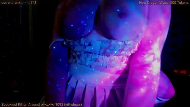 Gallery image thumbnail from Kitty's myfreecams stream on, 10/24/2024, 06:26 image 19 of 20