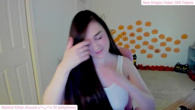 Gallery image thumbnail from Kitty's myfreecams stream on, 11/10/2024, 05:23 image 6 of 20