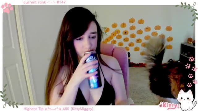 Gallery image thumbnail from Kitty's myfreecams stream on, 11/16/2024, 07:54 image 8 of 20