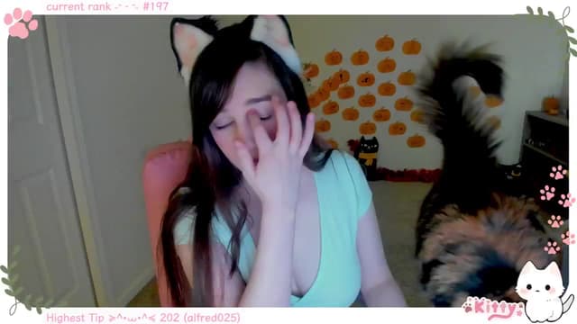 Gallery image thumbnail from Kitty's myfreecams stream on, 11/28/2024, 05:44 image 14 of 20