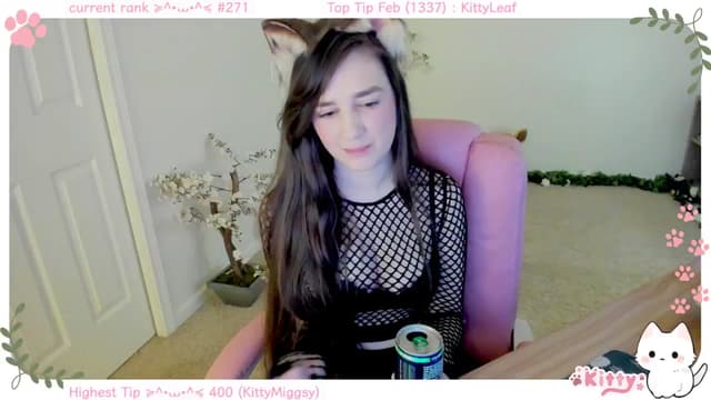 Gallery image thumbnail from Kitty's myfreecams stream on, 02/08/2025, 08:27 image 9 of 20